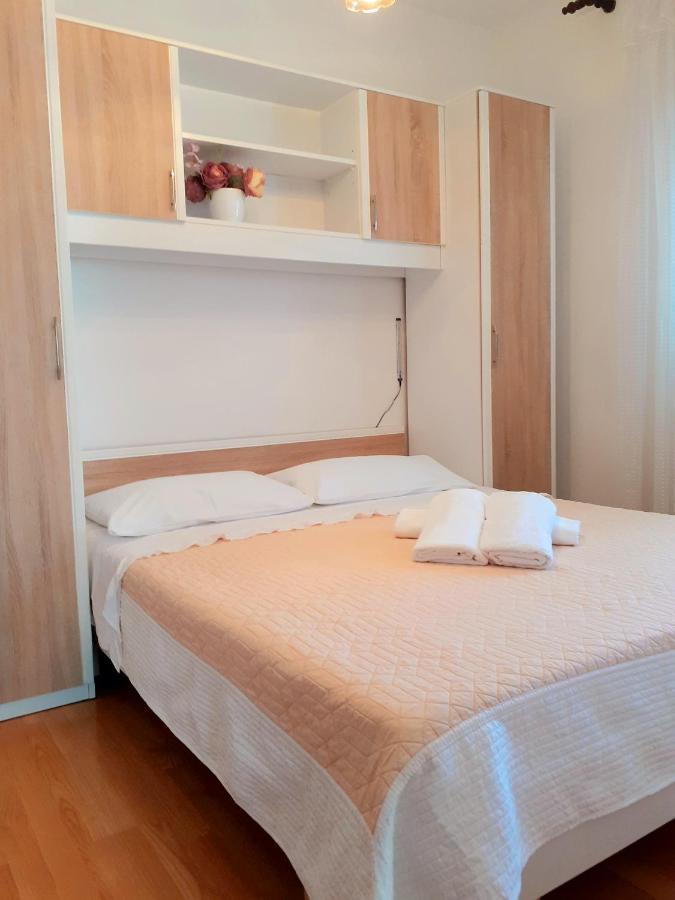 Open Sea Apartmani Grebaštica Екстериор снимка